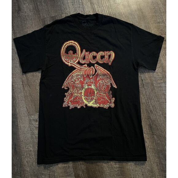 Queen Official Graphic T-Shirt Size Medium - Picture 1 of 4